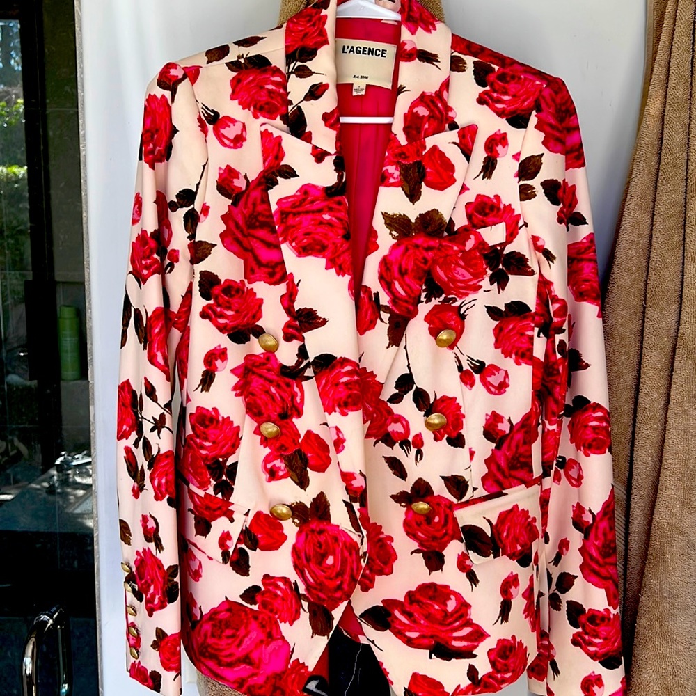 Perfectly kept, only worn a few times L’Agence Rose Blazer.